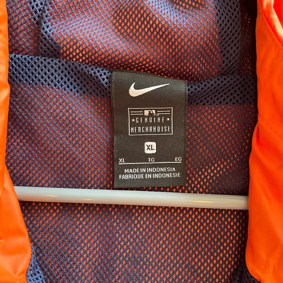 NIKE Detroit Tigers wind breaker/ rain coat - Picture 6 of 6